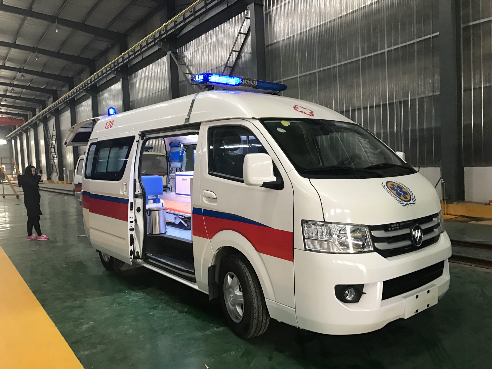 延长县救护车转院